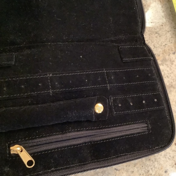 Lisa Loren Black Leather Travel Jewelry Pouch Zip Close - Picture 5 of 6